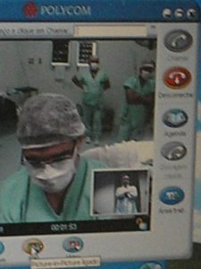 Cirurgia com videoconferência no penúltimo dia do Simpósio da FCECON