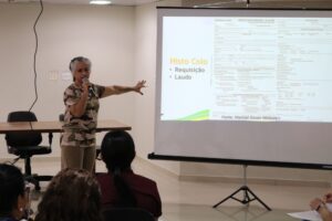 FCecon capacita profissionais no Sistema de Informação de Câncer