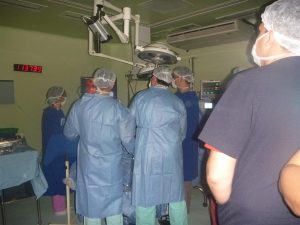 Imagem da notícia - FCecon realiza primeira cirurgia de urologia por videolaparoscopia