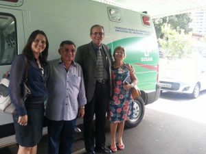 Imagem da notícia - FCecon recebe nova ambulância da Susam