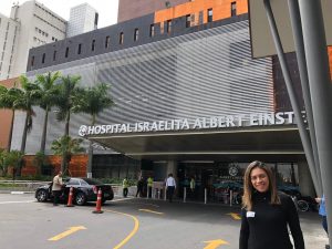 Imagem da notícia - Servidora da FCecon faz pós-graduação em hospital de referência nacional