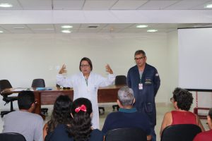 Imagem da notícia - FCecon promove diálogo com pacientes que usam bolsa de colostomia