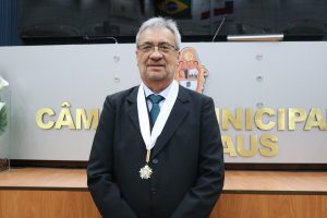 Imagem da notícia - Diretor-presidente da FCecon recebe homenagem na Câmara