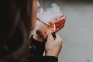 Imagem da notícia - Na FCecon, live debate dependência ao tabaco