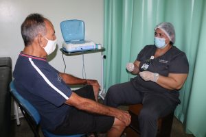 Imagem da notícia - Novembro Azul: FCecon reabilita pacientes oncológicos com incontinência urinária