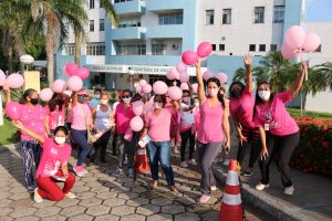Imagem da notícia - Pacientes da FCecon realizam caminhada em alusão ao Outubro Rosa