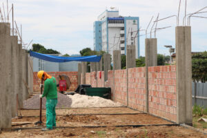 Imagem da notícia - Obras do Centro Avançado de Prevenção do Câncer do Colo do Útero do Amazonas devem ser concluídas em 120 dias