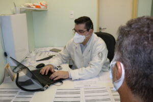Imagem da notícia - Novembro Azul: FCecon reforça importância dos exames de rastreio do câncer de próstata