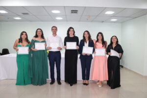 Imagem da notícia - FCecon forma nova turma de sete médicos especialistas