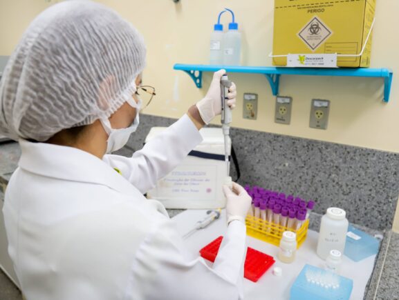 Dia Nacional da Ciência e do Pesquisador: FCecon destaca importância das pesquisas em oncologia