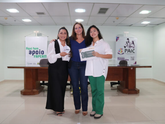 Paic: FCecon lança e-book, premia trabalhos e recebe novos bolsistas