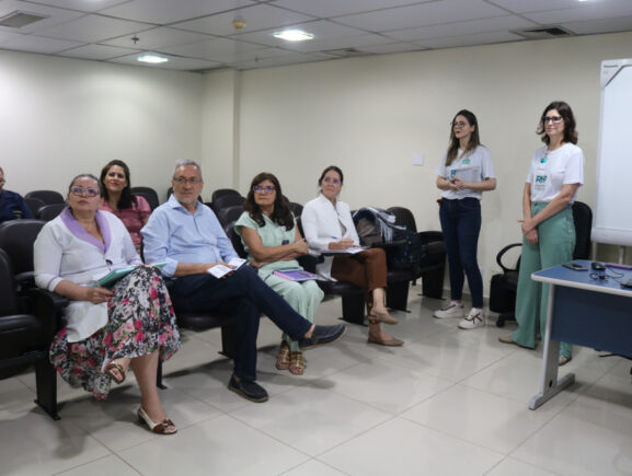FCecon recebe nova visita de consultores do Ministério da Saúde para projeto de melhorias hospitalares
